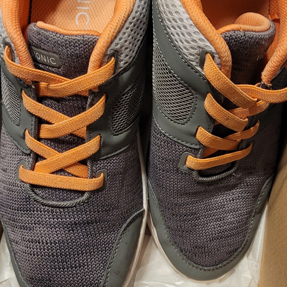 Vionic knit gorded-lace sneakers